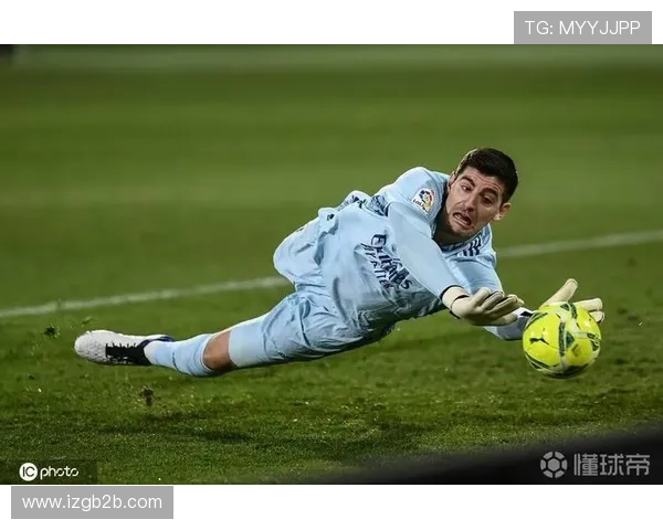 皇马今日训练：库尔图瓦室内训练，门迪和塞巴略斯继续恢复过程